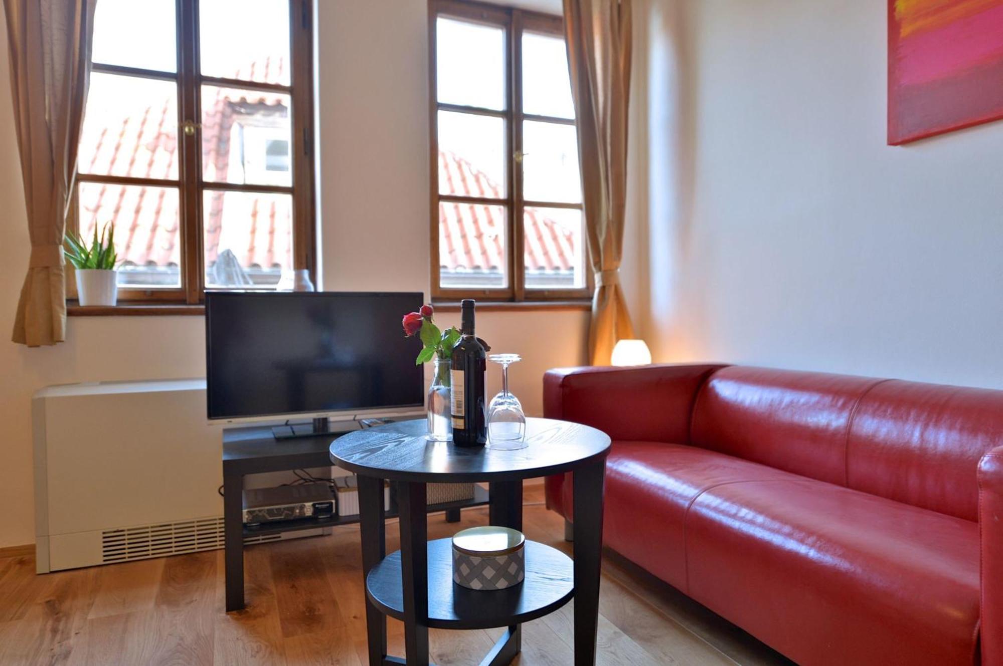 Old Town Boutique Apartments Prága Szoba fotó