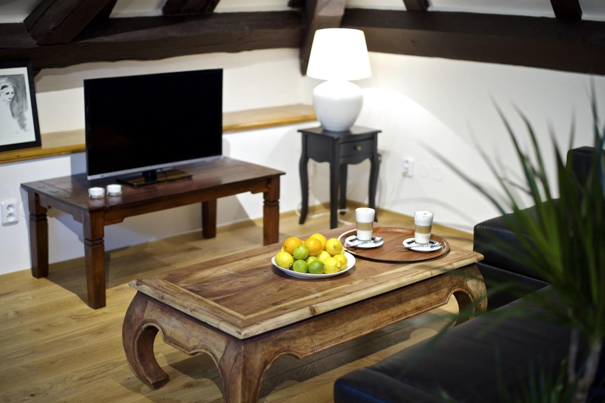 Old Town Boutique Apartments Prága Szoba fotó