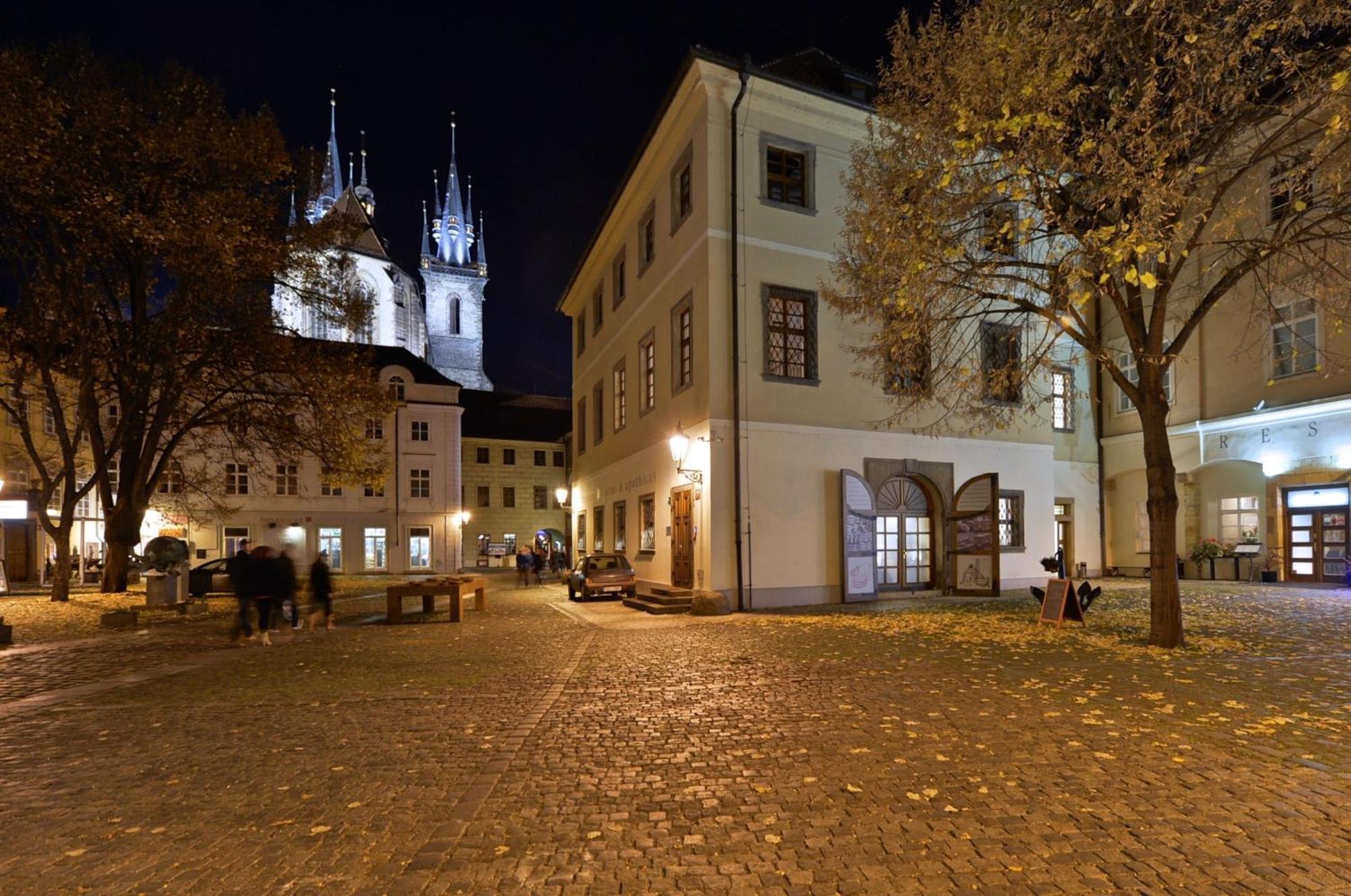 Old Town Boutique Apartments Prága Szoba fotó